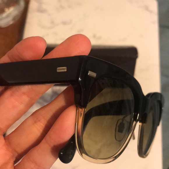 Authentic Gucci tortoise shell Sunglasses - Picture 3 of 9